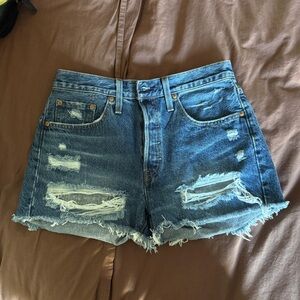 LEVIS Distressed Denim Women Shorts